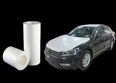 Un buon prezzo. Prodotto di fabbrica Medio adesivo pellicola protettiva automobilistica Vernice di avvolgimento bianca spessore 0,07 mm in linea